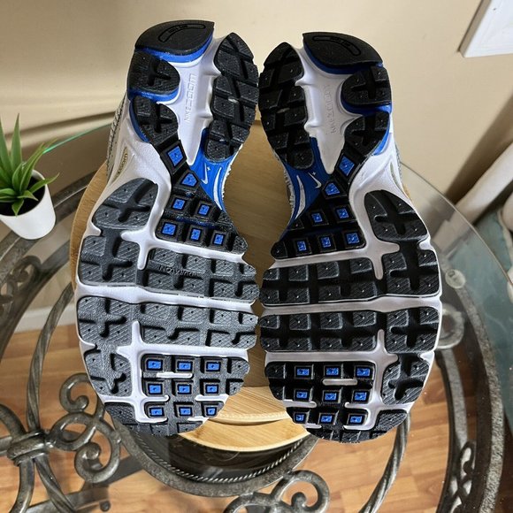 Nike Zoom Structure 12 Running Shoes Womens Size 6 Bowerman Series‎ Silver NEW! - Picture 8 of 9